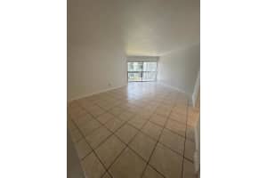 2000 N Congress Avenue 211, West Palm Beach, FL 33401 - MLS#R11116024