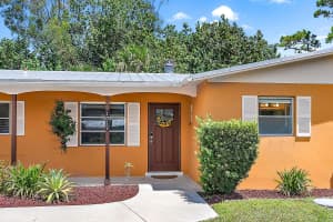 1017 SE 16th Court, Stuart, FL 34996 - MLS#R11116029