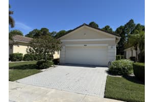 560 SW Indian Key Drive S, Port Saint Lucie, FL 34986 - MLS#R11116046