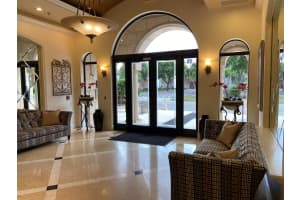 616 Clearwater Park Rd 207, West Palm Beach, FL 33401 - MLS#R11116049