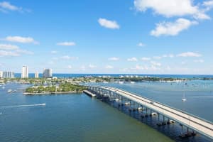 2640 Lake Shore Drive 2011, Riviera Beach