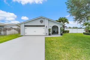 9674 Dogwood Avenue, Palm Beach Gardens