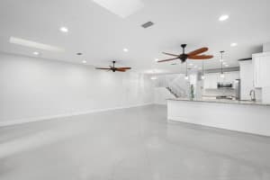6684 Via Regina, Boca Raton, FL 33433 - MLS#R11116073