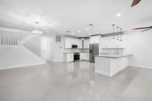 6684 Via Regina, Boca Raton, FL 33433 - MLS#R11116073
