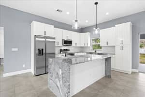 2933 Tivoli Avenue SE, Palm Bay, FL 32909 - MLS#R11116086