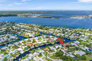 1545 SW Dyer Point Road, Palm City, FL 34990 - MLS#R11116141
