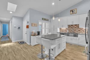 152 Sandy Lane, Royal Palm Beach, FL 33411 - MLS#R11116230