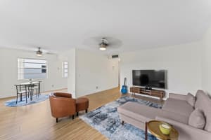 230 Normandy Lane E, Delray Beach, FL 33484 - MLS#R11116250