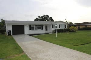 577 SE Anchor Lane, Port Saint Lucie, FL 34983 Sold 09/26/25