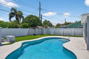 516 E Whitney Drive, Jupiter, FL 33458 - MLS#R11116363