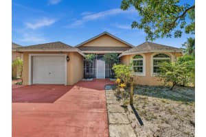 706 N C Street, Lake Worth Beach, FL 33460 - MLS#R11116381
