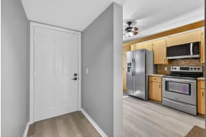 2581 Village Boulevard 202, West Palm Beach, FL 33409 - MLS#R11116383