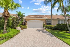 4663 Carlton Golf Drive, Lake Worth