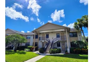 3171 Se Aster Lane 1107, Stuart