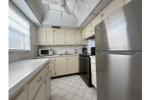 9 Hastings A, West Palm Beach, FL 33417 - MLS#R11116447