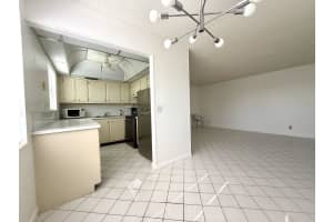 9 Hastings A, West Palm Beach, FL 33417 - MLS#R11116447