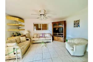 95 Plymouth L, West Palm Beach, FL 33417 - MLS#R11116449