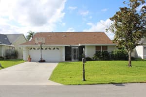 12872 Meadowbend Drive, Wellington
