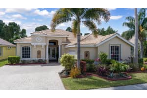665 SW Lake Charles Circle, Port Saint Lucie, FL 34986 - MLS#R11116511