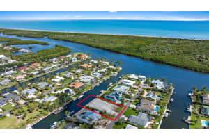 8531 Se Driftwood Street Hobe Sound, FL 33455 - Off Market