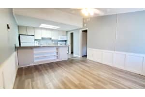 560 7th Place, Vero Beach, FL 32962 - MLS#R11116573