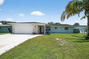 440 SE Sunnydale Lane, Port Saint Lucie, FL 34983 Sold 11/18/25