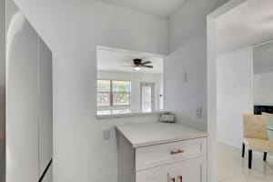 326 Camden N, West Palm Beach, FL 33417 - MLS#R11116588