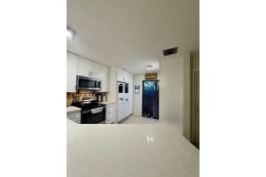7650 Lago Del Mar 202 Drive 202, Boca Raton, FL 33433 - MLS#R11116609