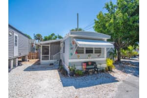 2423 NE Palm Avenue 26, Jensen Beach, FL 34957 - MLS#R11116621