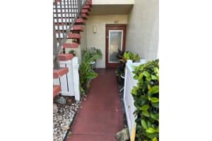 9 Willowbrook 102 Lane 102, Delray Beach