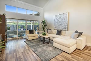 2155 Rabbit Hollowe Circle, Delray Beach, FL 33445 - MLS#R11116691