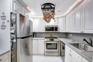 451 Saxony J, Delray Beach