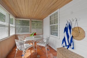 122 SE 7th Avenue, Delray Beach, FL 33483 - MLS#R11116728