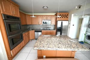 7135 Collins Avenue 1603, Miami Beach, FL 33141 - MLS#R11116736