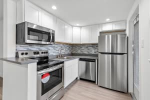 2191 Ne 1st Court 104, Boynton Beach
