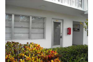 358 Chatham R, West Palm Beach, FL 33417 - MLS#R11116773