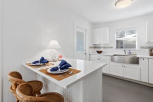 118 SE 7th Avenue, Delray Beach, FL 33483 - MLS#R11116780