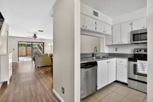 3072 S Oakland Forest Drive 406, Oakland Park, FL 33309 - MLS#R11116793