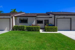 17 Mayfair Lane, Boynton Beach, FL 33426 - MLS#R11116812