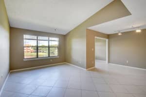 2313 N Congress Avenue 37, Boynton Beach, FL 33426 - MLS#R11116833