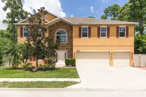 2530 Madewood Drive, Fort Pierce, FL 34981 - MLS#R11116890