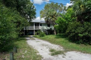 5707 Sunset Boulevard, Fort Pierce, FL 34982 Sold 10/14/25