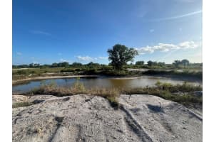 16058 NW 290th Street, Okeechobee, FL 34972 - MLS#R11116899