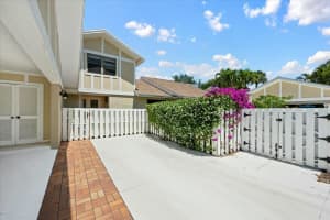 17210 Fownes Crescent, Jupiter, FL 33477 Sold 12/03/25