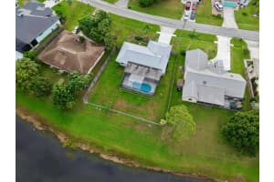 1974 SE Camden Street, Port Saint Lucie, FL 34952 - MLS#R11116906