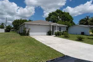 171 SE Juper Avenue, Port Saint Lucie, FL 34983 - MLS#R11116908