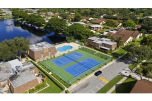 522 Springdale Circle, Palm Springs, FL 33461 Sold 10/10/25