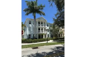 225 Murcia Drive 208, Jupiter