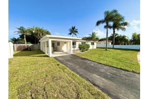 2370 NE 4th Avenue, Boca Raton, FL 33431 - MLS#R11117006
