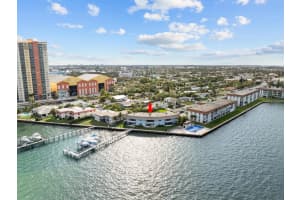 371 Wilma Circle 5, Riviera Beach